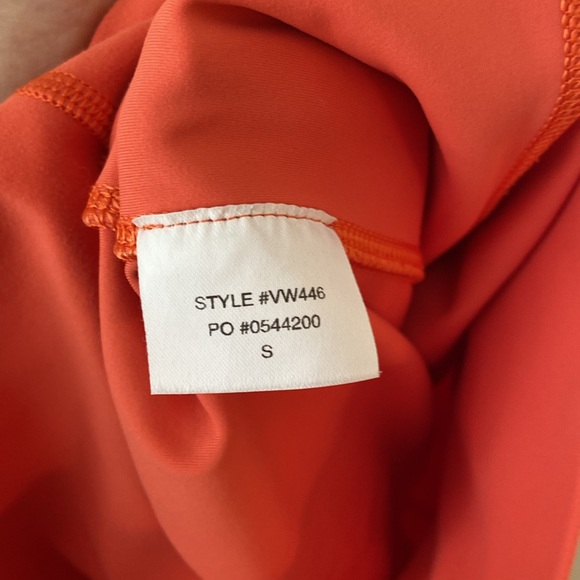 Vuori Women's Studio Pocket Legging Orange - Picture 4 of 4